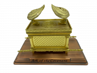 Ark of the Covenant with removable lid_1